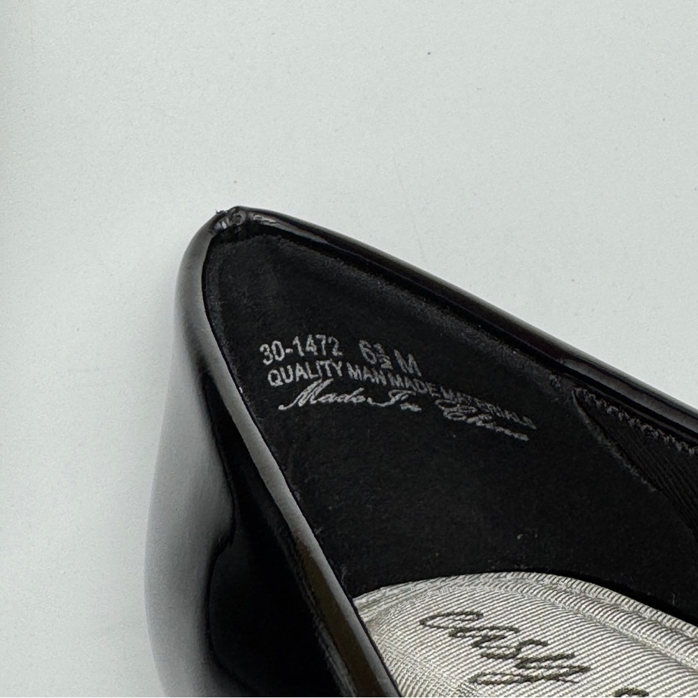 Easy Street Pointe Pumps | Black Patent Size 6.5M - Picture 6 of 7